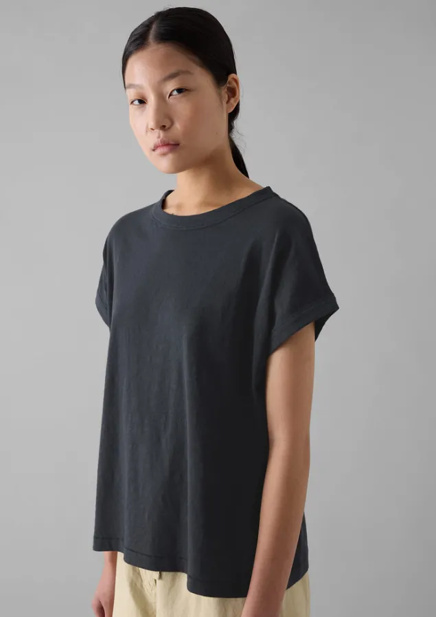 alda_organic_cotton_easy_tee_5-3.webp Jersey | Tops & Tees-TOAST Alda Organic Cotton Easy Tee Coal
