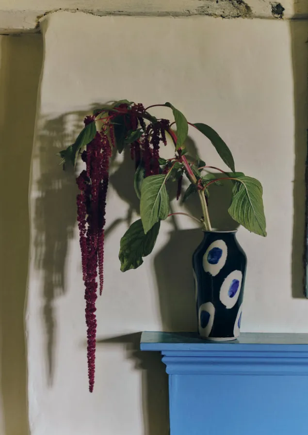 ali_hewson_cobalt_dash_vase_7-1.webp Decorative Pieces | Ceramics-TOAST Ali Hewson Cobalt Dash Vase Cobalt/Black