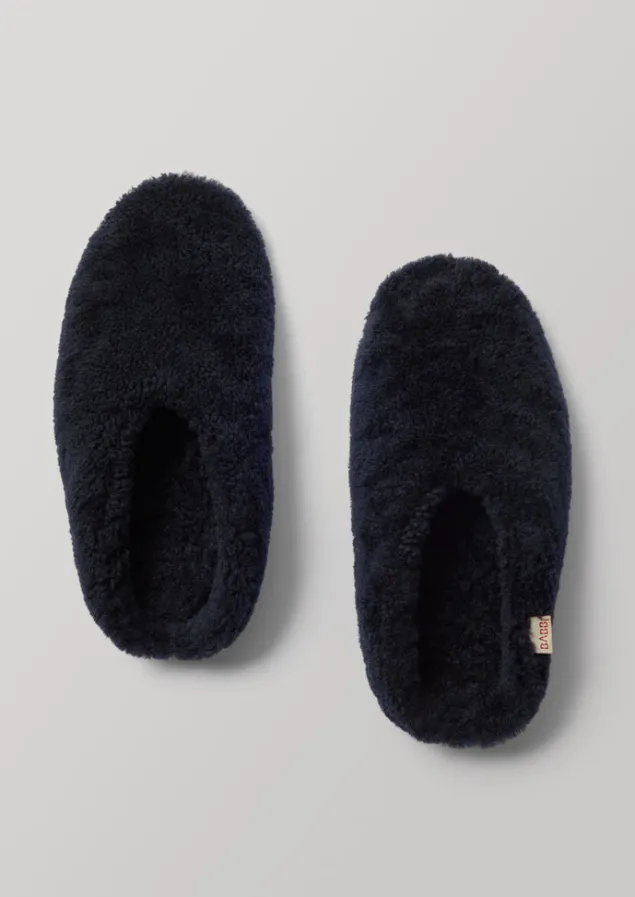 babbi_sheepskin_slippers_7.webp Slippers | Nightwear-TOAST Babbi Sheepskin Slippers Indigo