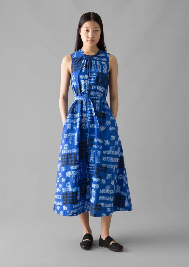 block_print_batik_poplin_dress_5.webp Dresses-TOAST Block Print Batik Poplin Dress AzuriteBlue
