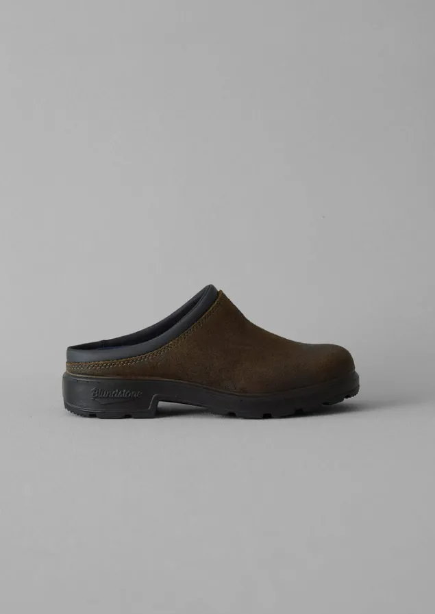 blundstone_waxed_suede_clogs_2.webp Shoes-TOAST Blundstone Waxed Suede Clogs Olive