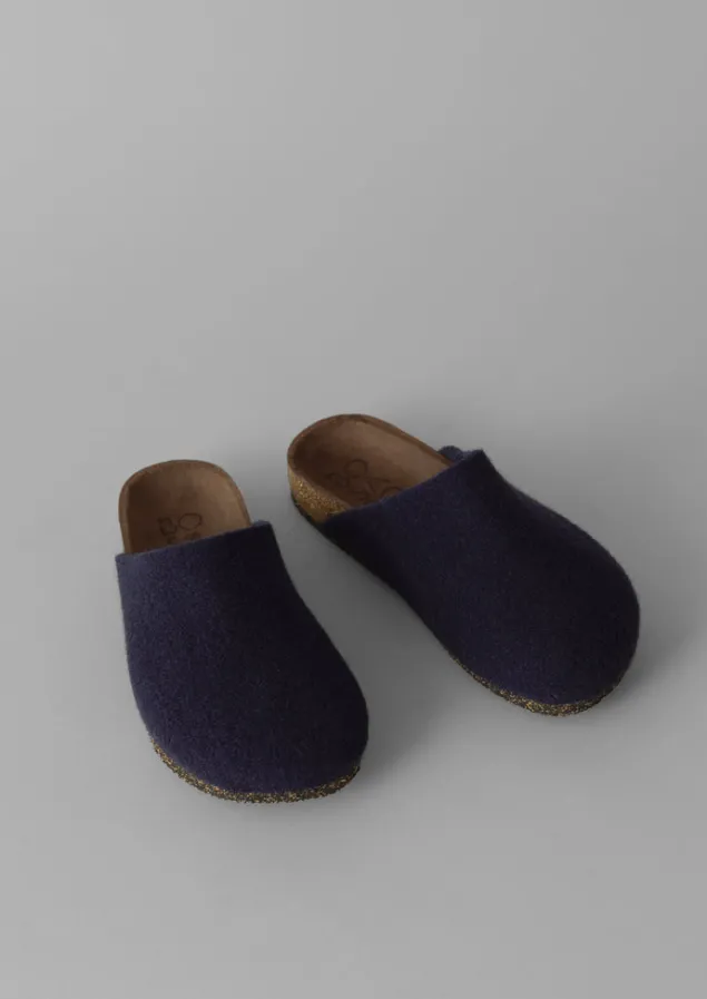 bosabo_felt_slippers_3-1.webp Slippers | Nightwear-TOAST Bosabo Felt Slippers Indigo