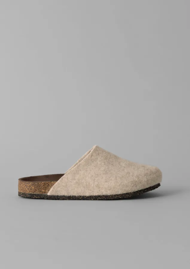 bosabo_felt_slippers_5.webp Slippers | Nightwear-TOAST Bosabo Felt Slippers Oatmeal