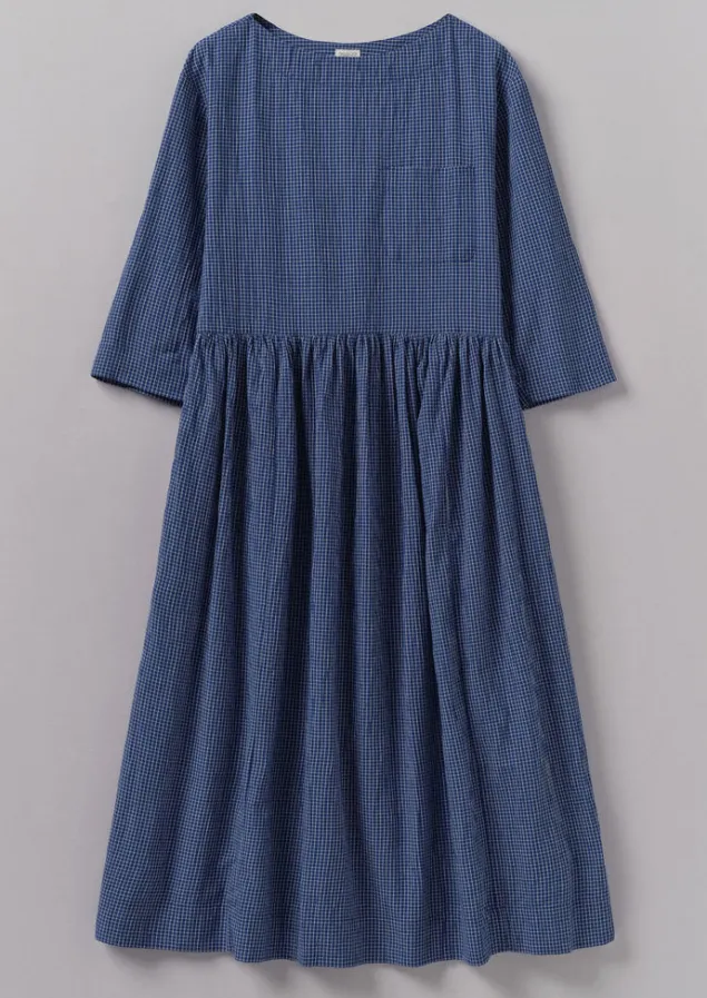 check_crinkle_cotton_boat_neck_dress_6.webp Loungewear | Dresses-TOAST Check Crinkle Cotton Boat Neck Dress Cobalt