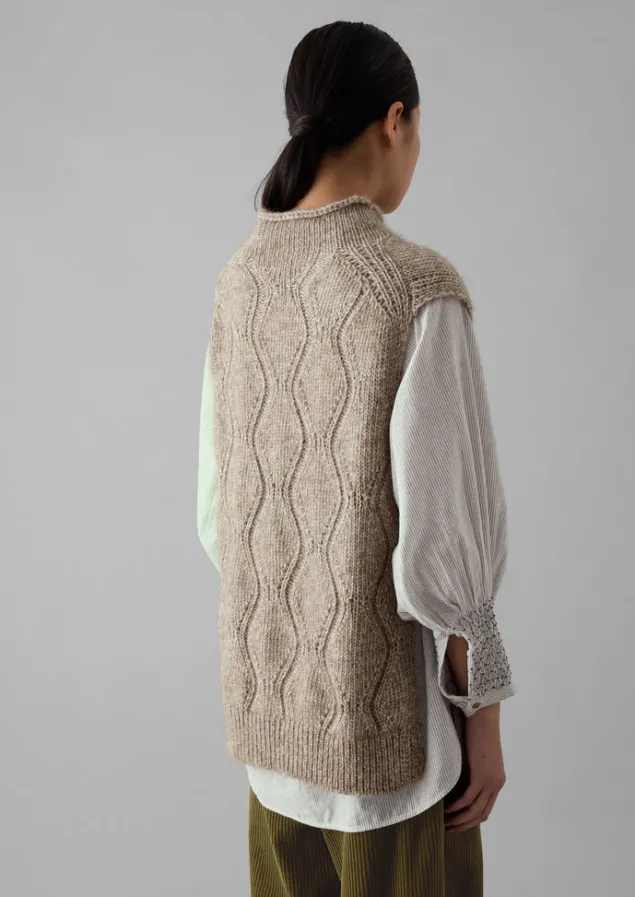 cotton_alpaca_reverse_cable_tank_6.webp Knitwear-TOAST Cotton Alpaca Reverse Cable Tank Biscuit