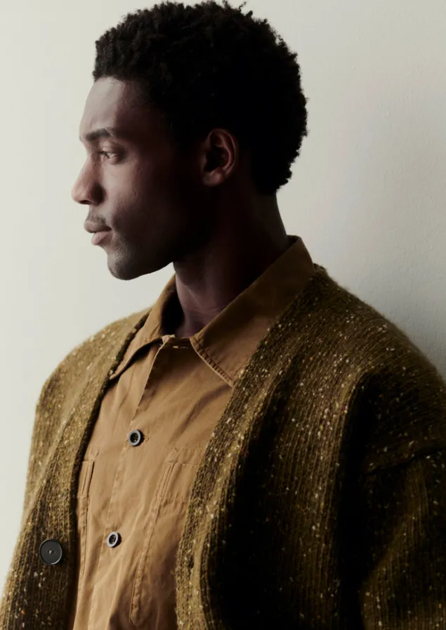 donegal_wool_vneck_cardigan_2.webp Knitwear-TOAST Donegal Wool V-Neck Cardigan Olive