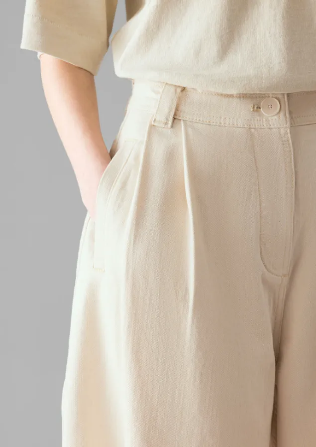ecru_denim_pleat_front_trousers_16.webp Denim | Jeans-TOAST Denim Pleat Front Trousers Ecru