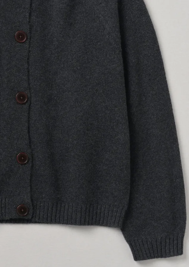 eden_wool_cashmere_raglan_cardigan_5-2.webp Cashmere | Knitwear-TOAST Eden Wool Cashmere Raglan Cardigan Charcoal