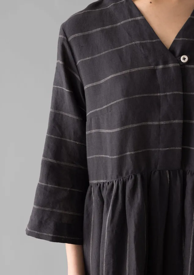 fine_stripe_linen_vneck_dress_14.webp Linen | Loungewear-TOAST Fine Stripe Linen V-Neck Dress Onyx