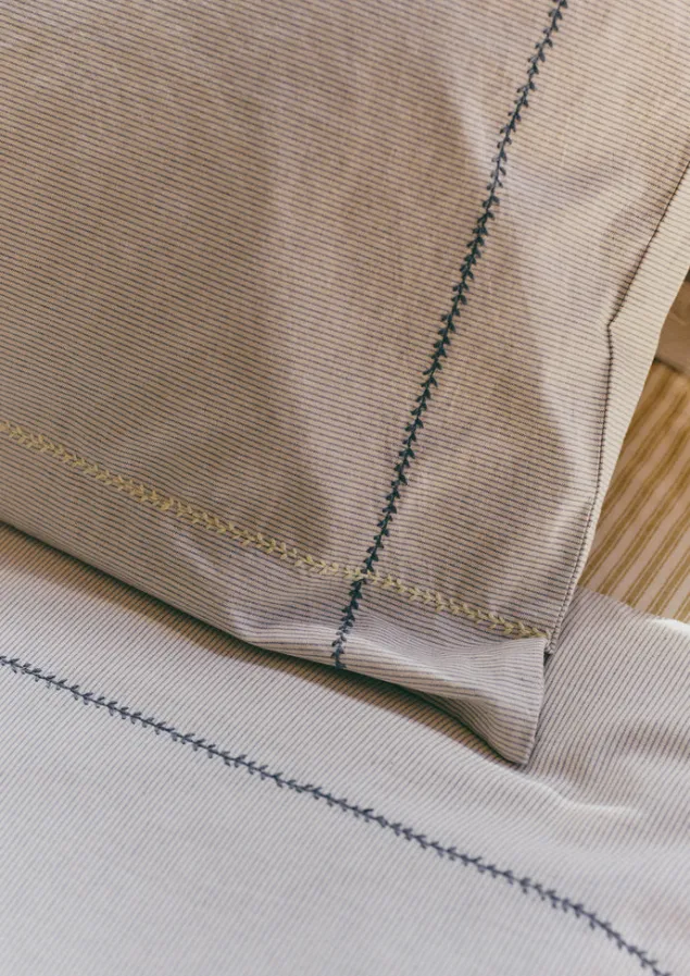 fine_stripe_organic_cotton_duvet_cover_10.webp Textiles | Bed Linen-TOAST Fine Stripe Organic Cotton Duvet Cover Ecru/SmokeBlue