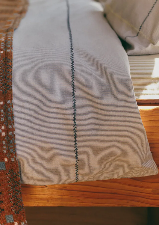 fine_stripe_organic_cotton_duvet_cover_8-1.webp Textiles | Bed Linen-TOAST Fine Stripe Organic Cotton Duvet Cover Ecru/SmokeBlue
