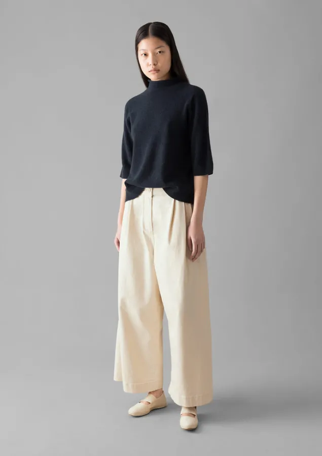 fine_wool_cashmere_half_sleeve_sweater_2-2.webp Cashmere | Knitwear-TOAST Fine Wool Cashmere Half Sleeve Sweater DarkestNavy