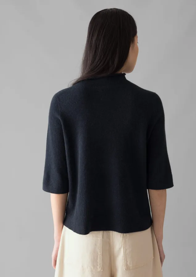 fine_wool_cashmere_half_sleeve_sweater_8-2.webp Cashmere | Knitwear-TOAST Fine Wool Cashmere Half Sleeve Sweater DarkestNavy