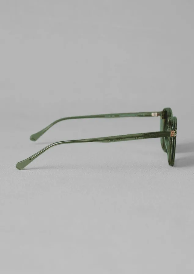 finlay_and_co_chepstow_sunglasses_2.webp Sunglasses-TOAST Finlay and Co Chepstow Sunglasses BottleGreen