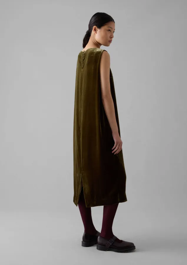 fluid_silk_velvet_dress_18.webp Velvet | Dresses-TOAST Fluid Silk Velvet Dress RichOlive