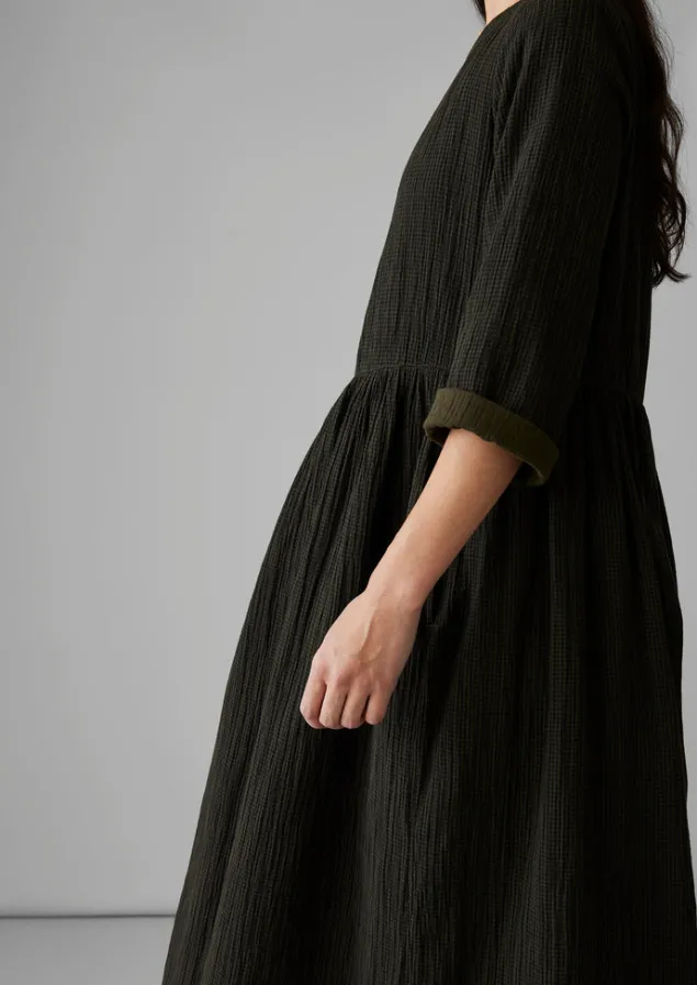 freya_crinkle_organic_cotton_dress_3.webp Loungewear | Dresses-TOAST Freya Crinkle Organic Cotton Dress DarkestOlive