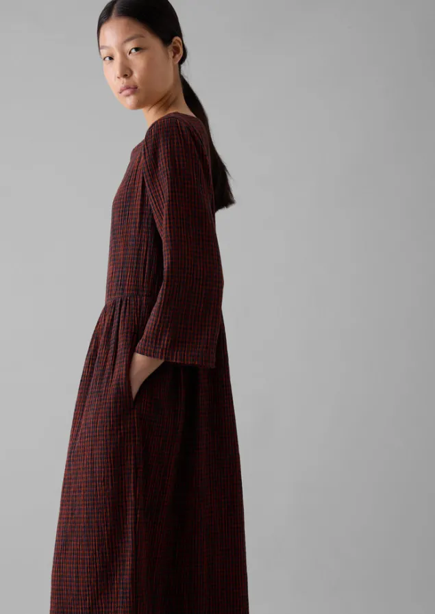 freya_gingham_crinkle_cotton_dress_11-1.webp Loungewear | Dresses-TOAST Freya Gingham Crinkle Cotton Dress Brick/Black