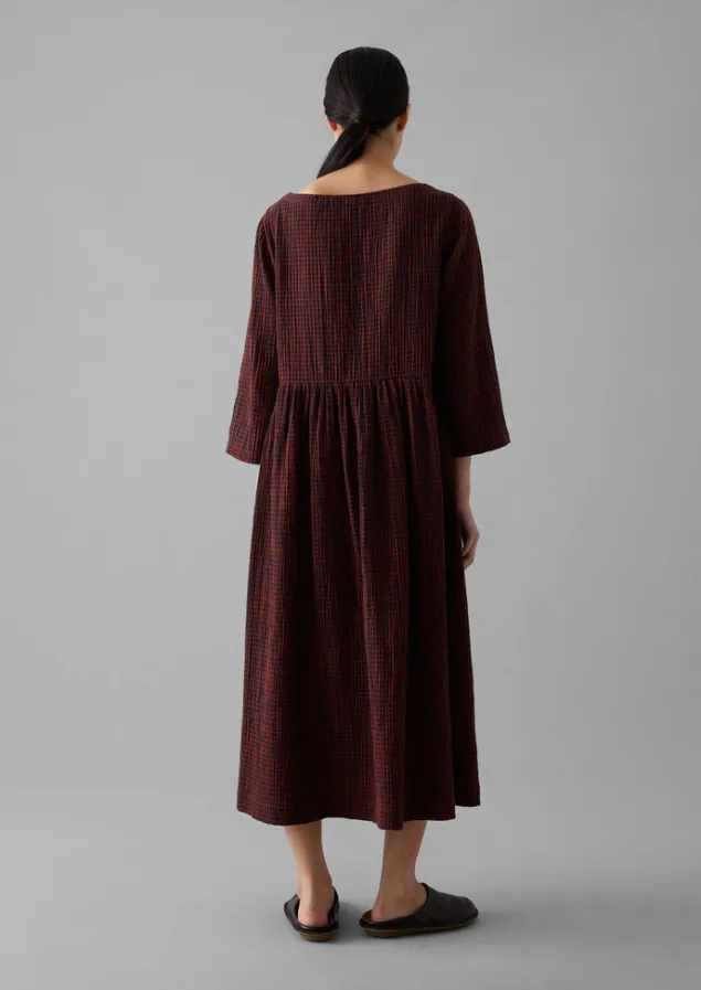 freya_gingham_crinkle_cotton_dress_6-1.webp Loungewear | Dresses-TOAST Freya Gingham Crinkle Cotton Dress Brick/Black