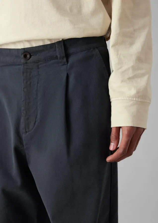 garment_dyed_cotton_pleat_trousers_2.webp Workwear | Trousers-TOAST Garment Dyed Cotton Pleat Trousers Charcoal