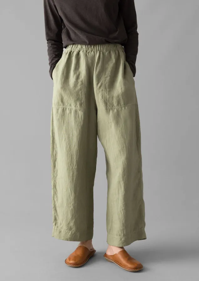 garment_dyed_linen_barrel_leg_trousers_8-1.webp Linen | Loungewear-TOAST Garment Dyed Linen Barrel Leg Trousers Salvia