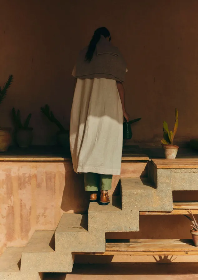 garment_dyed_linen_vneck_dress_2.webp Linen | Loungewear-TOAST Garment Dyed Linen V-Neck Dress Stone