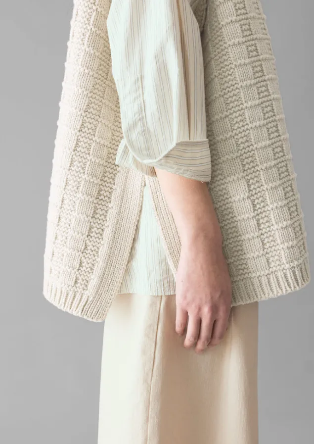 grid_stitch_wool_cotton_tank_5.webp Knitwear-TOAST Grid Stitch Wool Cotton Tank Bone