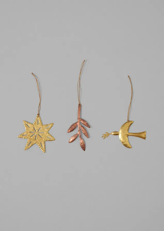 hammered_metal_dove_decoration_3.webp Christmas Decorations-TOAST Hammered Metal Dove Decoration Brass