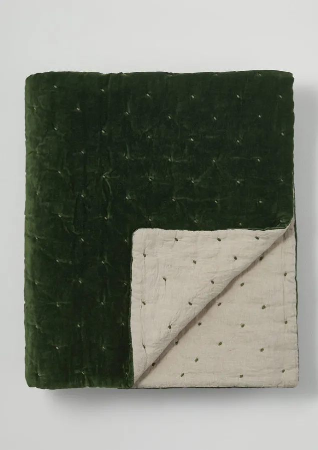hand_quilted_velvet_throw_1-7.webp Textiles | Blankets & Throws-TOAST Hand Quilted Velvet Throw DarkOlive/Natural