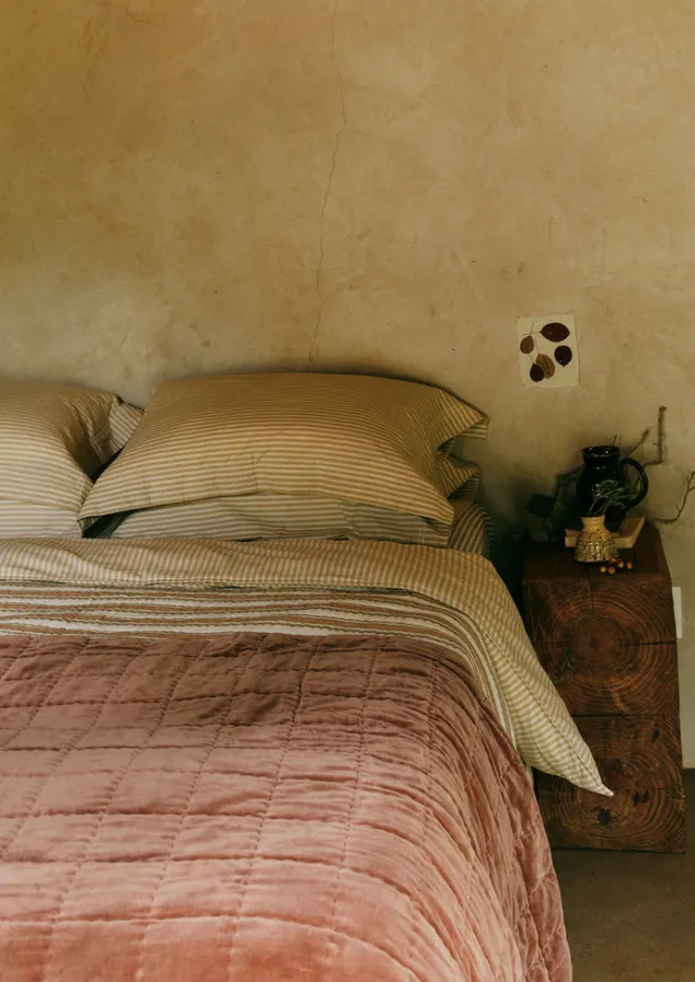 hand_stitched_organic_velvet_quilt_5-1.webp Textiles | Blankets & Throws-TOAST Hand Stitched Organic Velvet Quilt Dulse