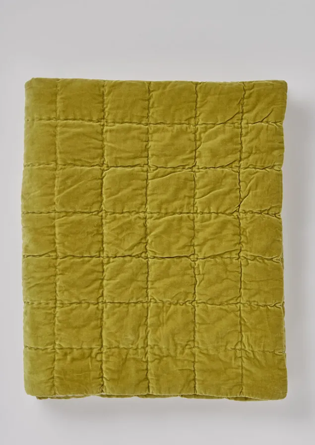 hand_stitched_organic_velvet_quilt_7.webp Textiles | Blankets & Throws-TOAST Hand Stitched Organic Velvet Quilt Pomelo