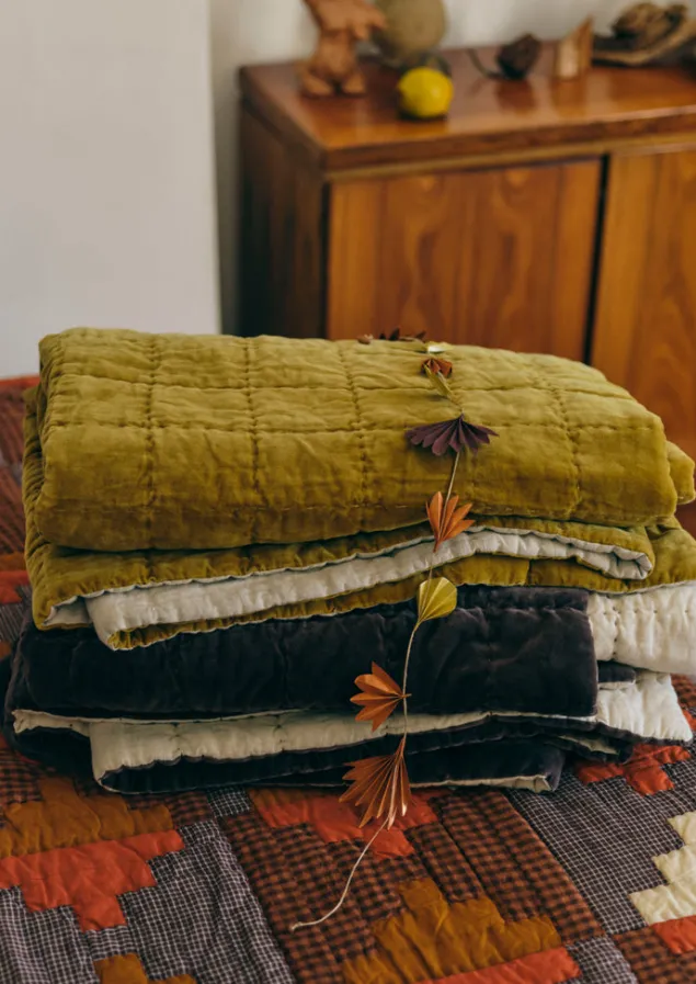 hand_stitched_organic_velvet_quilt_8.webp Textiles | Blankets & Throws-TOAST Hand Stitched Organic Velvet Quilt Pomelo
