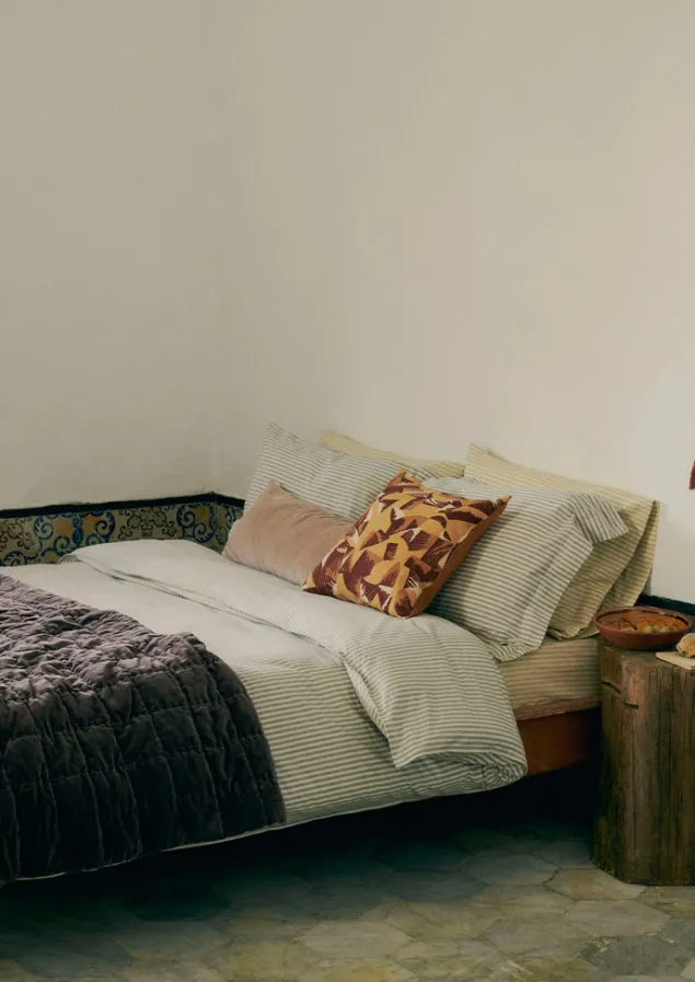 hand_stitched_velvet_quilt_6-1.webp Textiles | Blankets & Throws-TOAST Hand Stitched Velvet Quilt Smoke/Natural