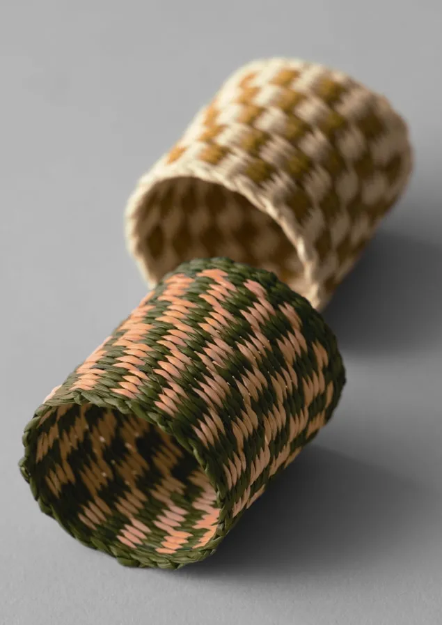 hand_woven_iraca_napkin_rings_2-3.webp Textiles-TOAST Hand Woven Iraca Napkin Rings Natural/Multi