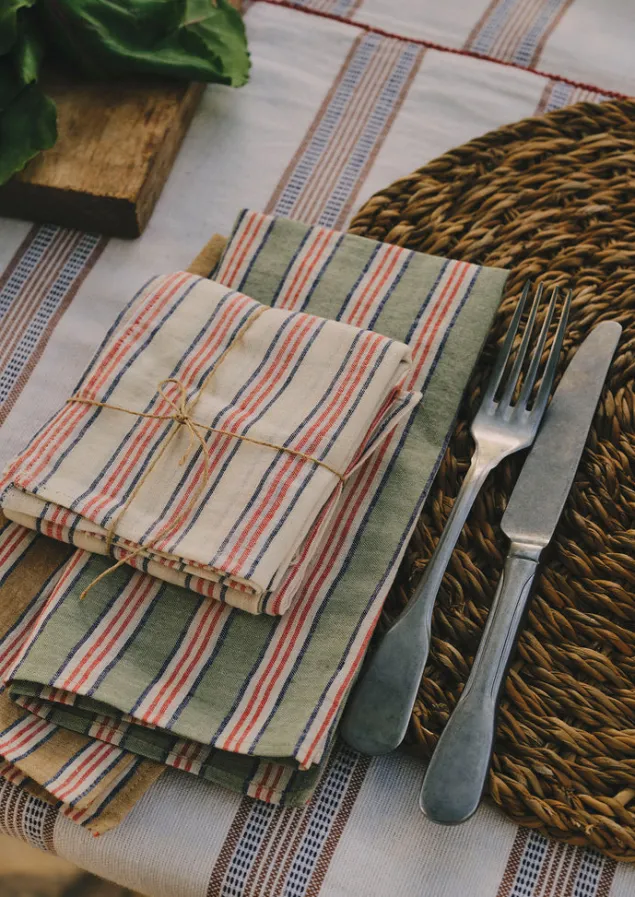 hand_woven_stripe_napkin_set_4-4.webp Textiles | Kitchen-TOAST Hand Woven Stripe Napkin Set Parchment