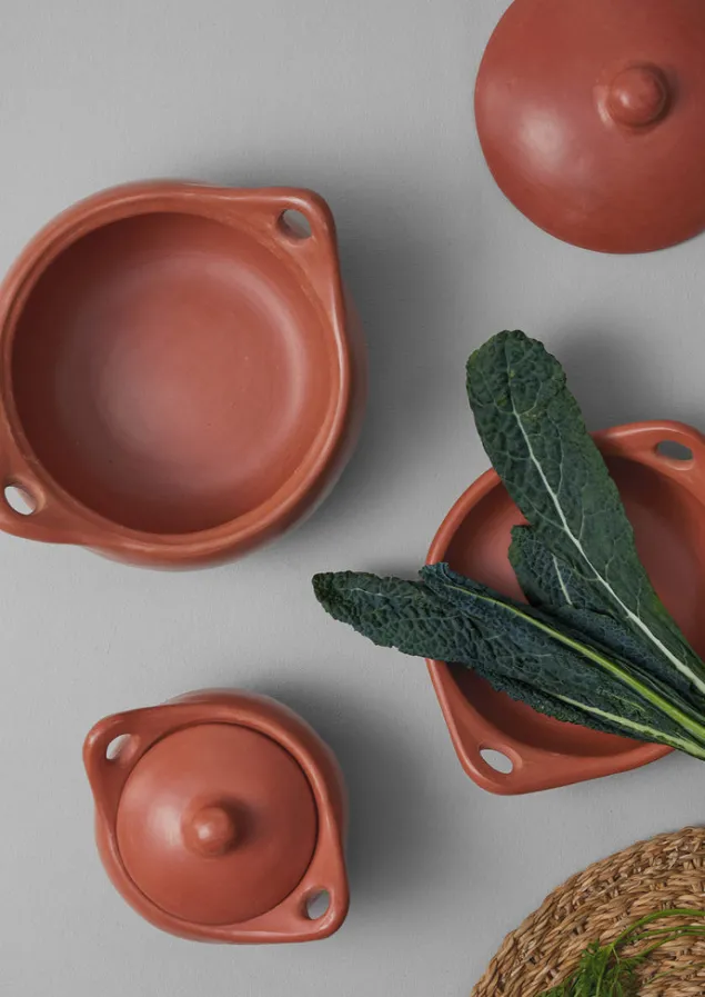 la_chamba_clay_oven_dish_3.webp Kitchen-TOAST La Chamba Clay Oven Dish Terracotta
