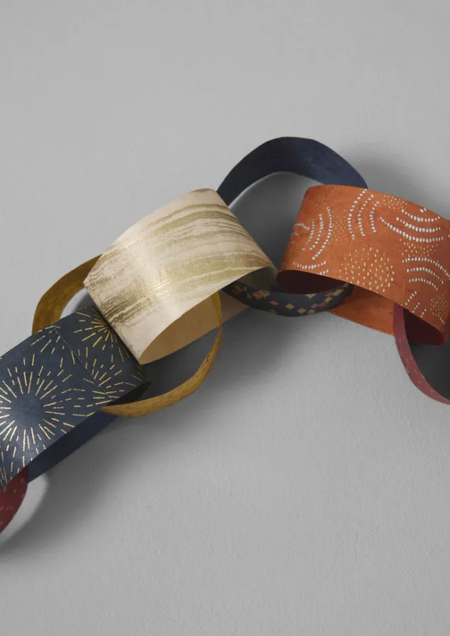 lokta_paper_chain_kit_3.webp Christmas Decorations-TOAST Lokta Paper Chain Kit Multi