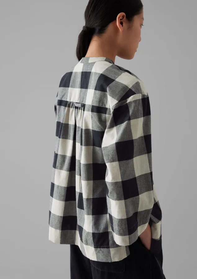 macro_gingham_cotton_cashmere_shirt_11.webp Cashmere | Loungewear-TOAST Macro Gingham Cotton Cashmere Shirt Onyx/Ecru