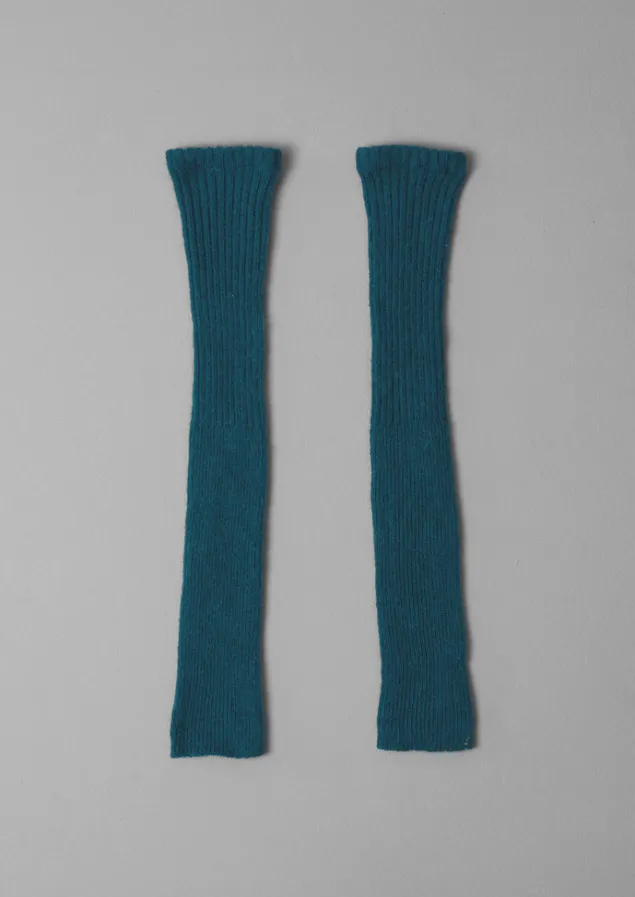 nishiguchi_kutsushita_alpaca_arm_warmers_3.webp Hats, Scarves & Gloves-TOAST Nishiguchi Kutsushita Alpaca Arm Warmers Teal