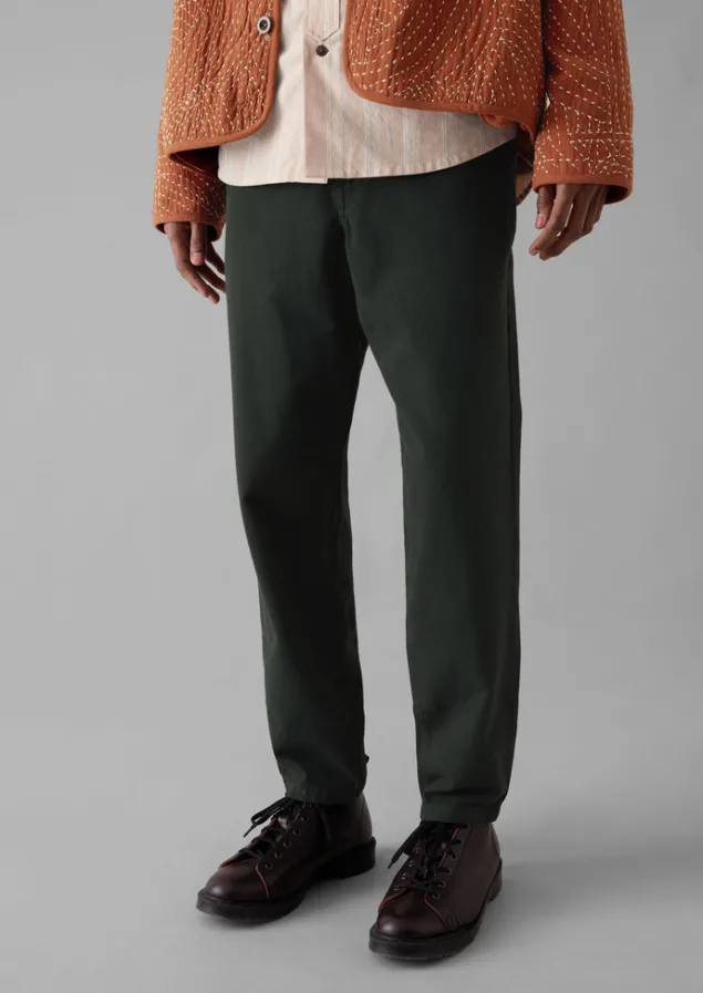 norv_garment_dyed_tapered_trousers_5.webp Workwear | Trousers-TOAST Norv Garment Dyed Tapered Trousers DarkMineralGreen