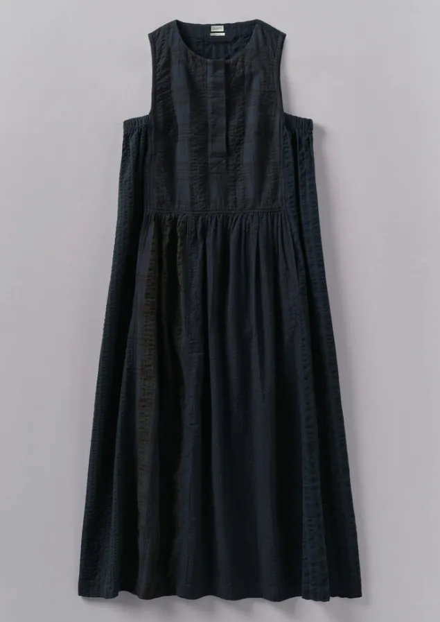overdyed_check_seersucker_dress_5.webp Loungewear | Dresses-TOAST Overdyed Check Seersucker Dress Slate