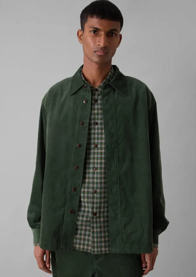 point_collar_organic_cord_shirt_6-1.webp Cord | Shirts-TOAST Point Collar Organic Cord Shirt DarkMineralGreen