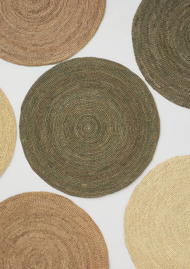 raffia_placemat_2.webp Kitchen | Tableware-TOAST Raffia Placemat Shell