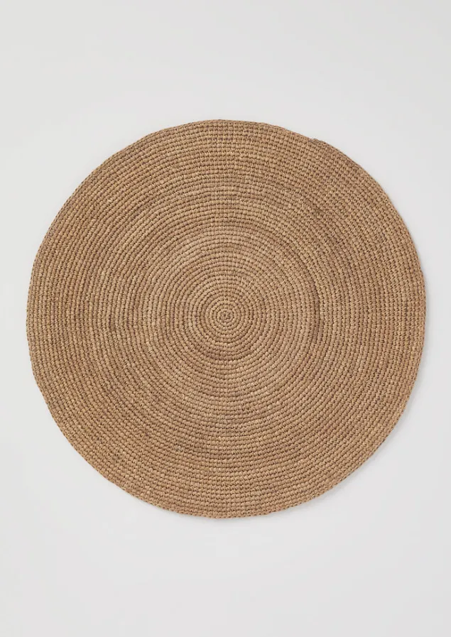 raffia_placemat_3.webp Kitchen | Tableware-TOAST Raffia Placemat Shell