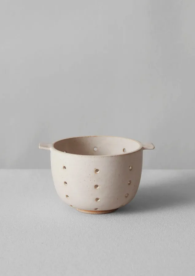 Ceramics | Kitchen-TOAST Rebecca Williams Berry Colander MatteWhite