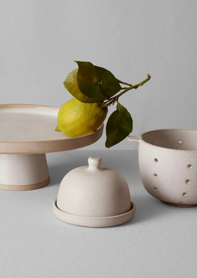 rebecca_williams_butter_dish_8.webp Ceramics | Kitchen-TOAST Rebecca Williams Butter Dish MatteWhite