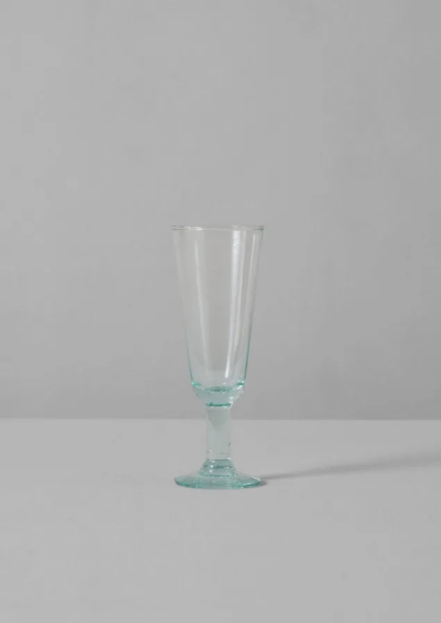 recycled_bolivian_champagne_glasses_set_2-1.webp Glass-TOAST Recycled Bolivian Champagne Glasses Set Clear