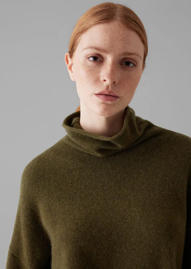roll_neck_wool_cashmere_sweater_10-2.webp Cashmere | Loungewear-TOAST Roll Neck Wool Cashmere Sweater Olive