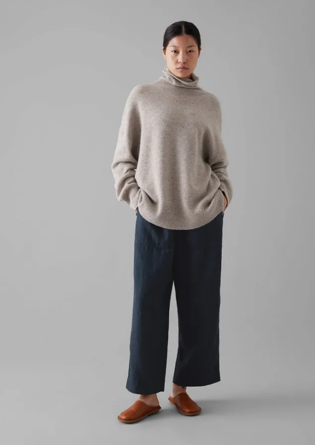 roll_neck_wool_cashmere_sweater_26.webp Jersey | Cashmere-TOAST Roll Neck Wool Cashmere Sweater Oatmeal