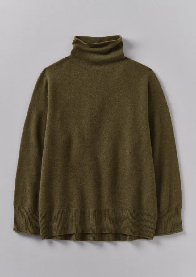 roll_neck_wool_cashmere_sweater_8-2.webp Cashmere | Loungewear-TOAST Roll Neck Wool Cashmere Sweater Olive