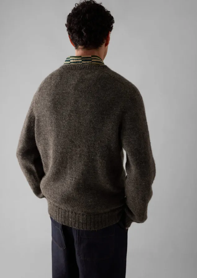 seamless_shetland_wool_sweater_4.webp Knitwear-TOAST Seamless Shetland Wool Sweater Grey